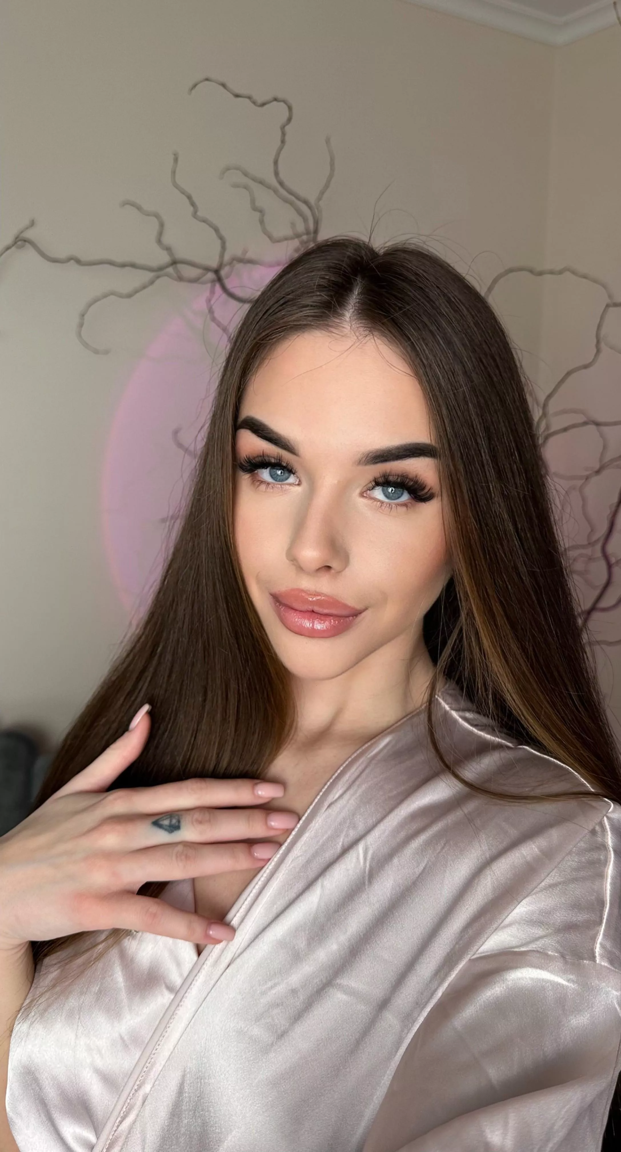 You can cum in my hair. I don't mind. posted by Beloovveddd