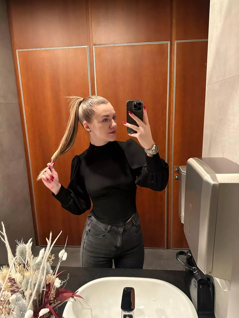 you won't be able to look away  posted by strungdelorme