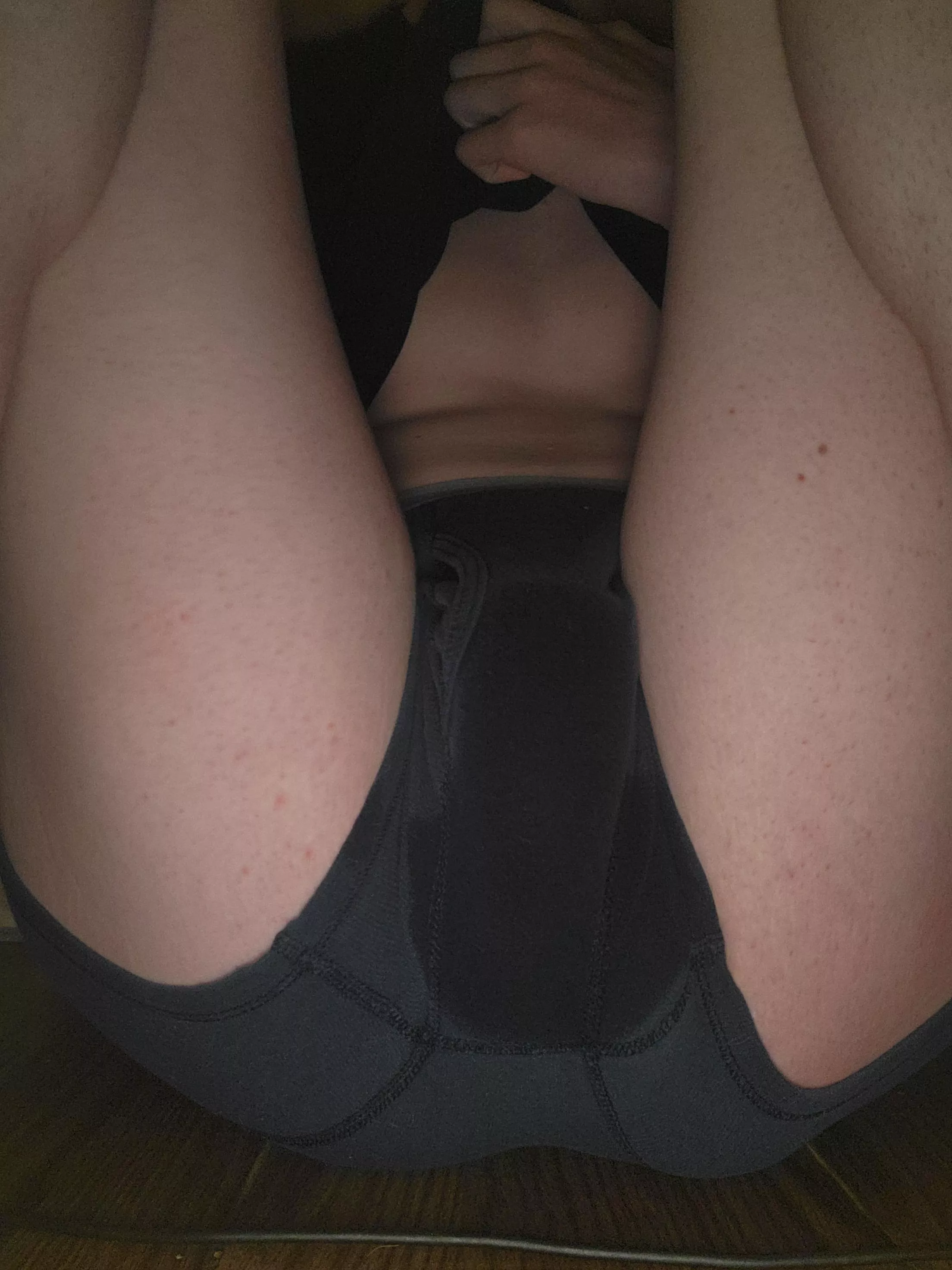 [18M] lick my wet spot 😋 posted by Freakkers8008