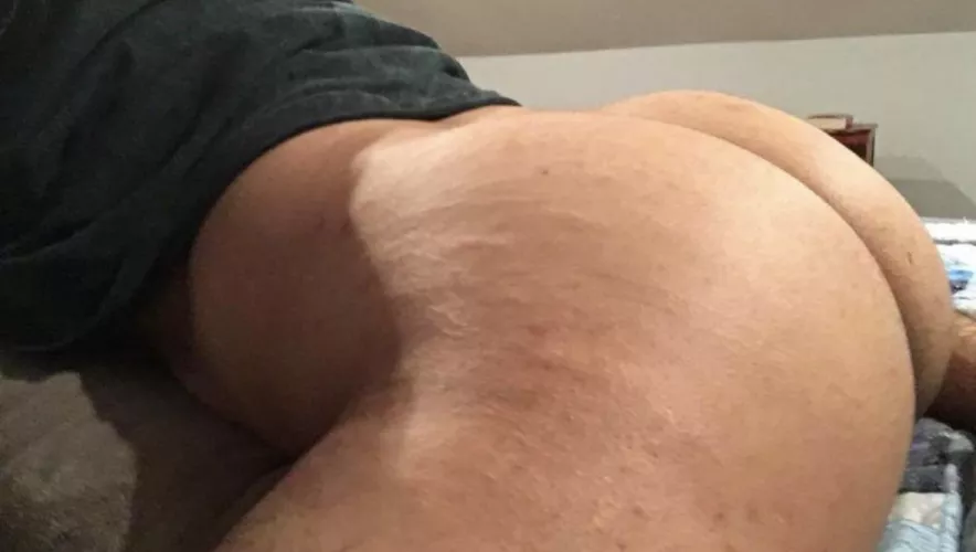 [21] Juicy Ass Latino here 🍑 need some BBC Tops. Snap JohnnyJB000 by Either_Tie_5873