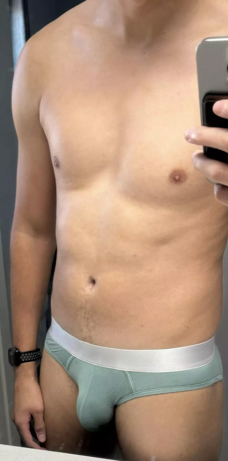 After gym posted by Relevant-Dog1405