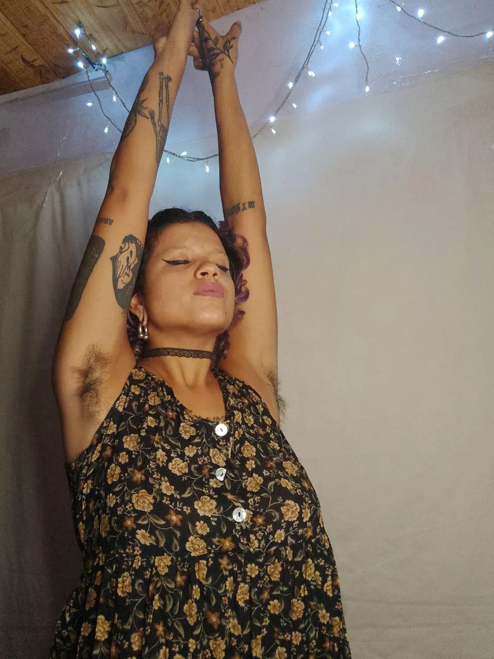 Are you ready to rise to the top with my armpits? posted by xiris420