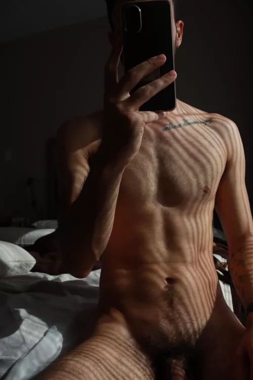 Autumn hair growth progress. I'm growing my body hair for winter.  by janlompot94