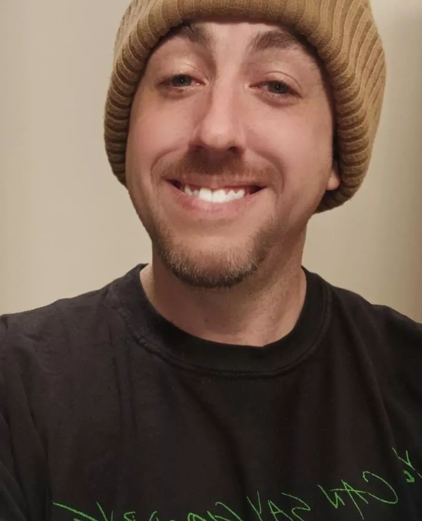 Chilly here today, but I'm in an usually good mood. You're all handsome *af* posted by GaydarWHEEWHOO