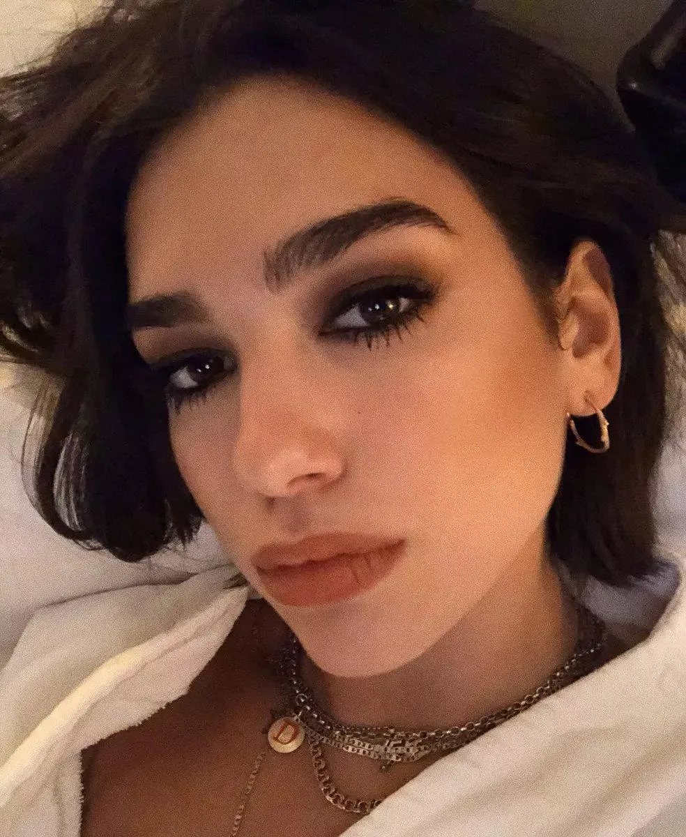 Dua Lipa posted by DrPopcorn_66