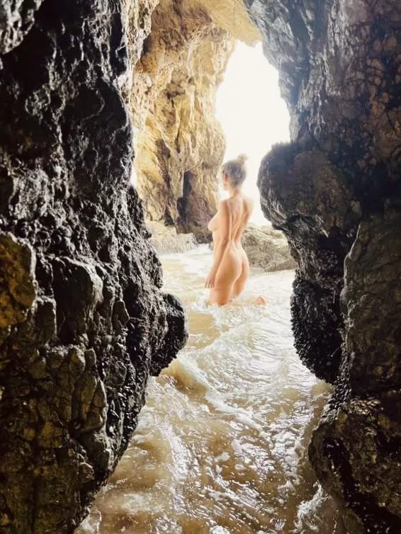 Enjoying a little moment between rocks. posted by yourmomelyse