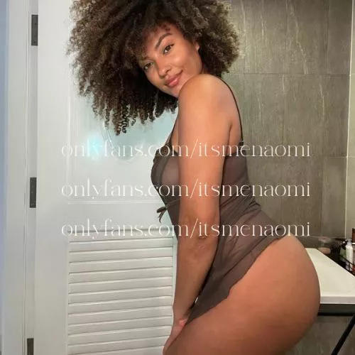 Good morning cutie, promise me you’ll have a good day ?  posted by giirlnextdoor