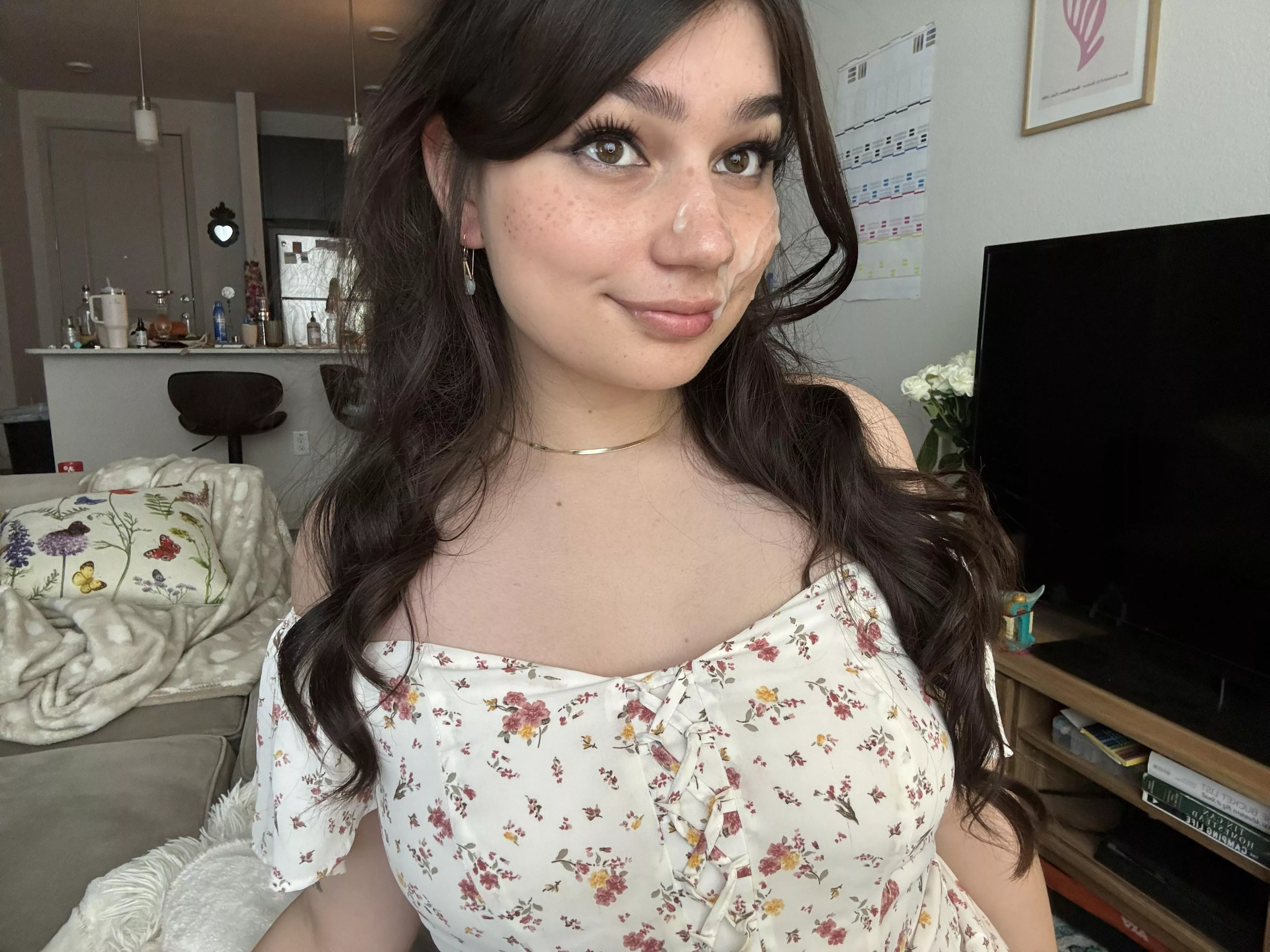 Got all ready for a date then he came on my face 🙄 posted by mayamanning