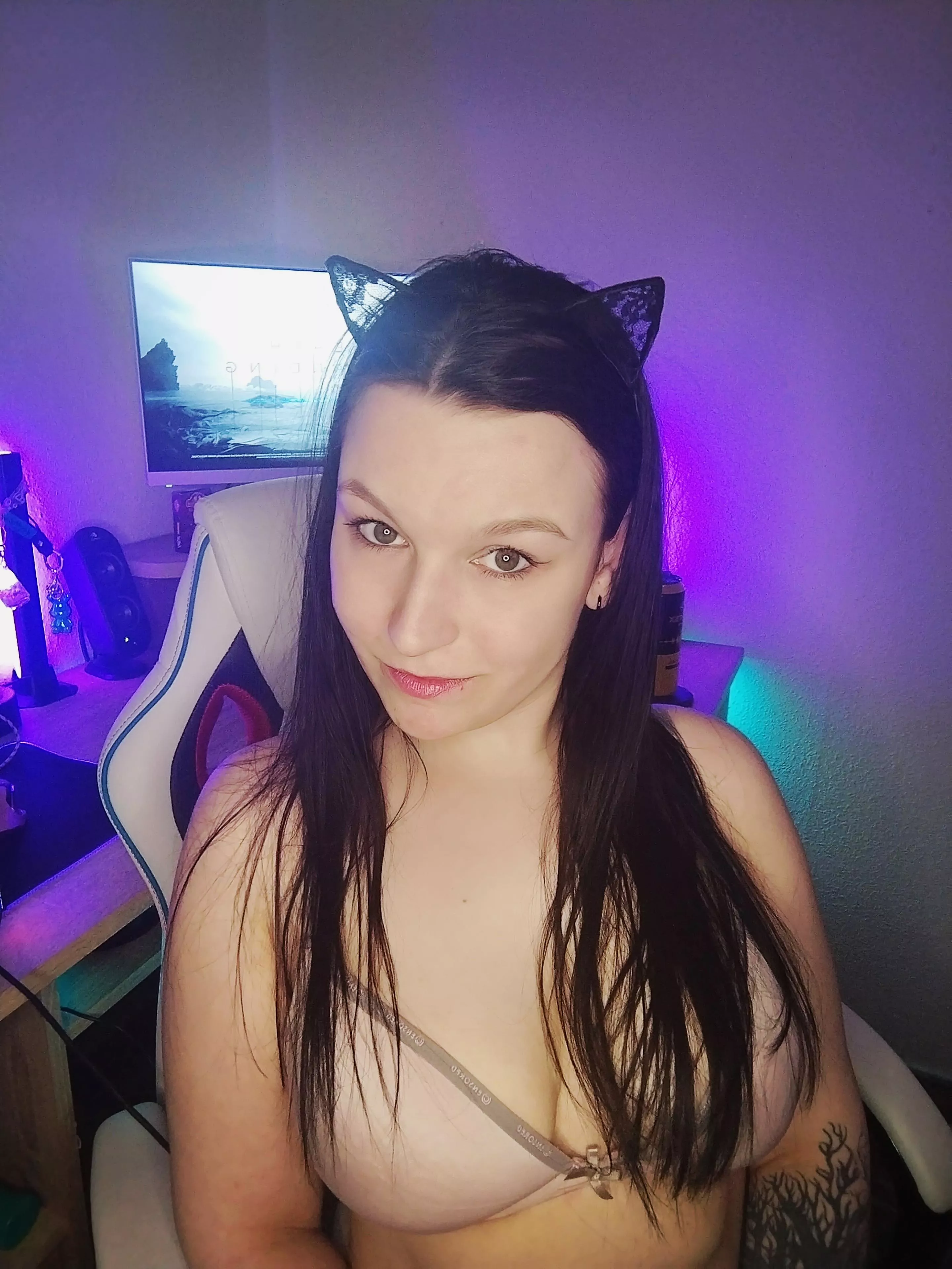 Guess what I'm thinking about~ posted by Noriko-san