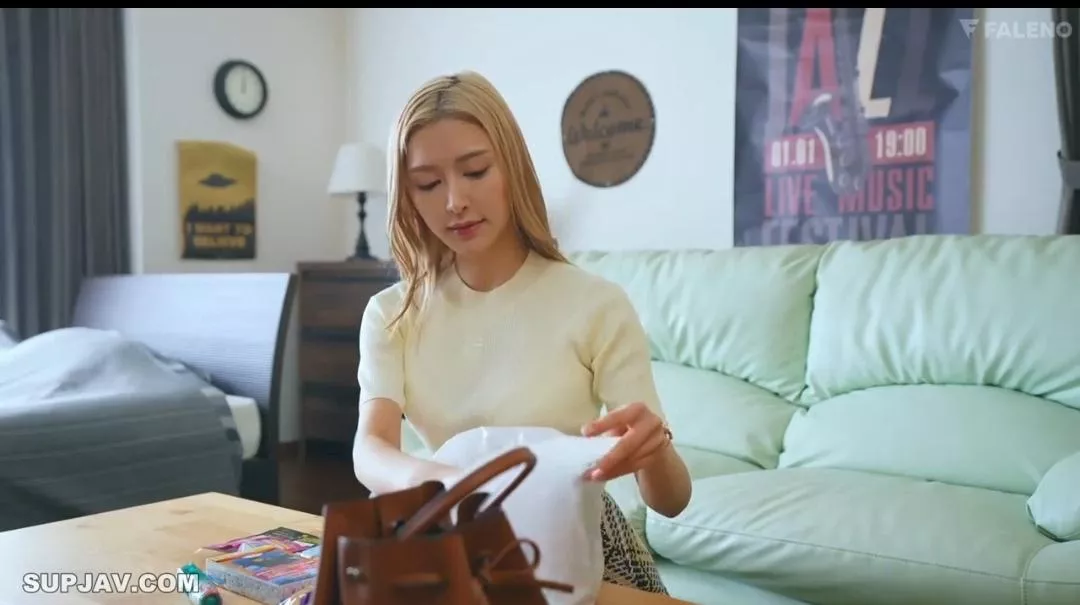 Her name please posted by FOONGZAAN