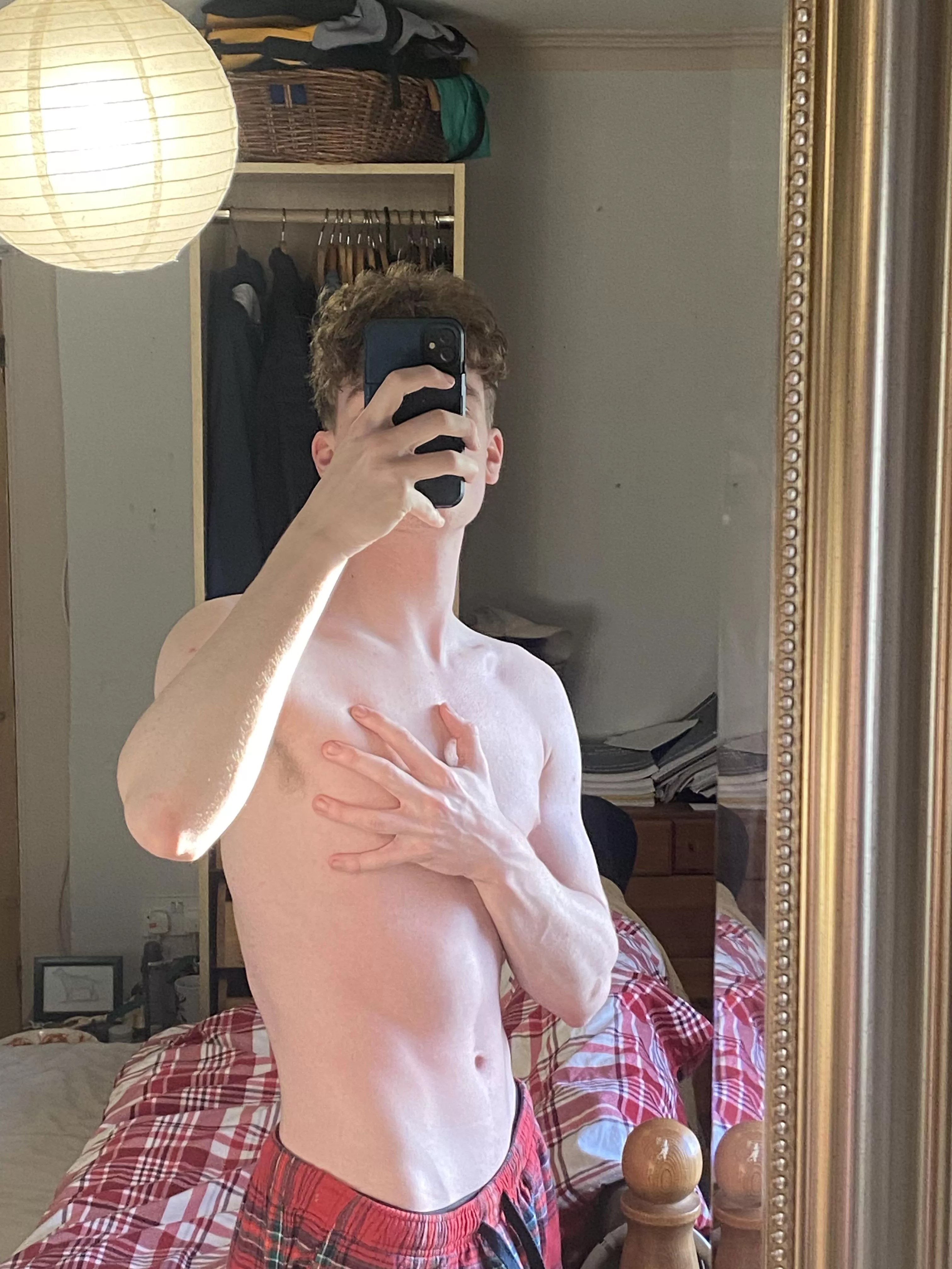 Hey 👋 posted by Uknowwhatinsayin