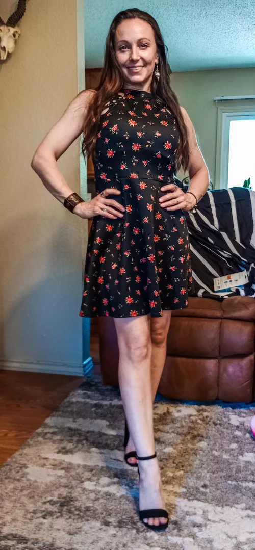 I think I look cute (F) by LovelyBLove