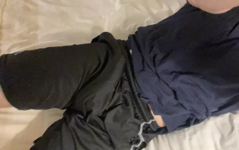 Just loungin by throw2240