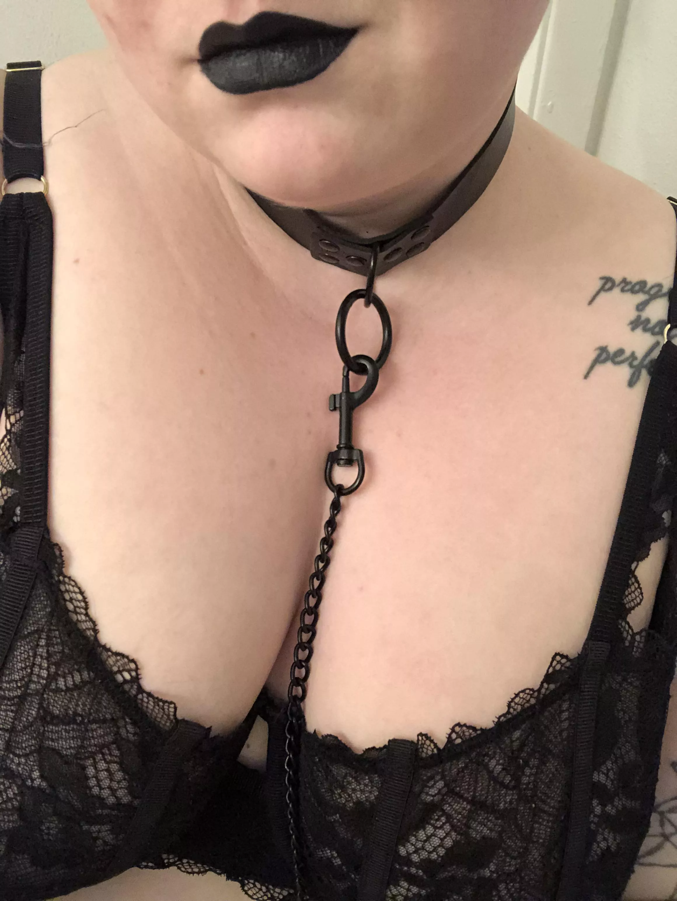 Let me worship your cock daddy. posted by bbwlittle