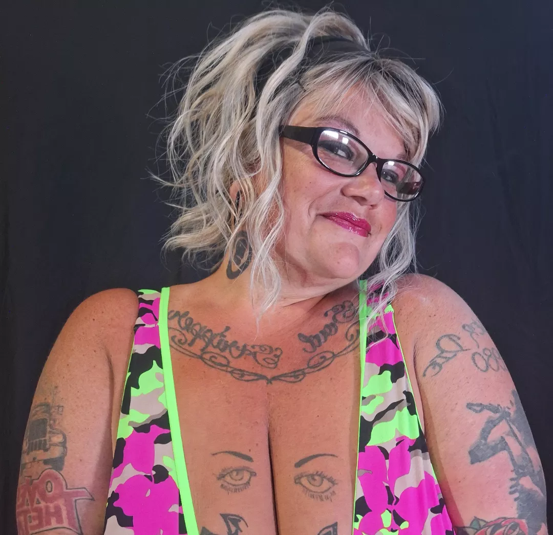 Lighting test selfie  posted by West_Coast_TandA