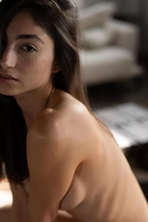 Look at my eyes  by Dana_brosh