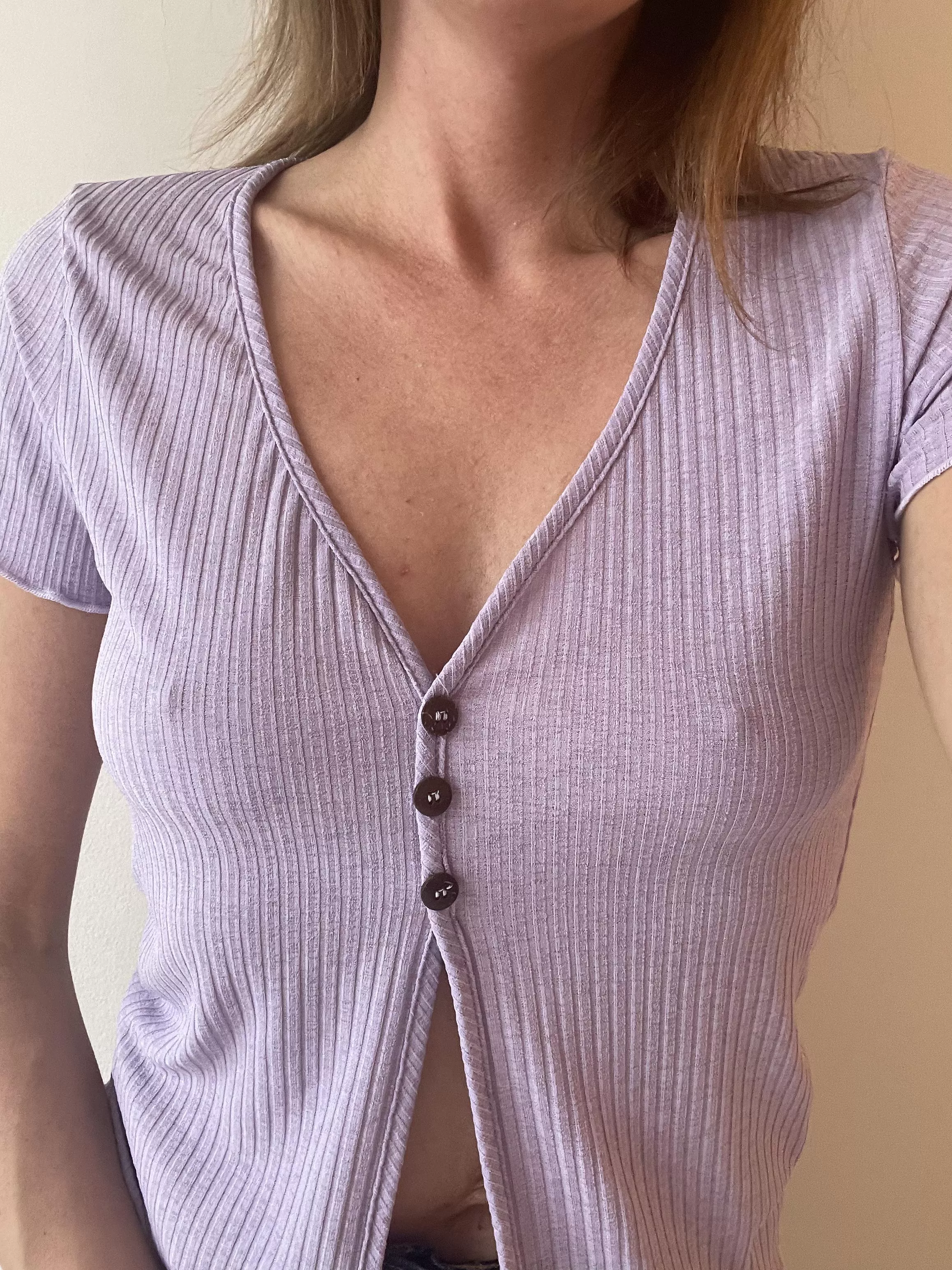 Peek a boo.  posted by Notinthiseconomy_