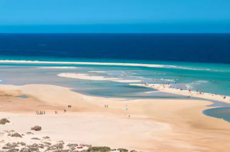 Sotavento Beach, Spain by illinisnare