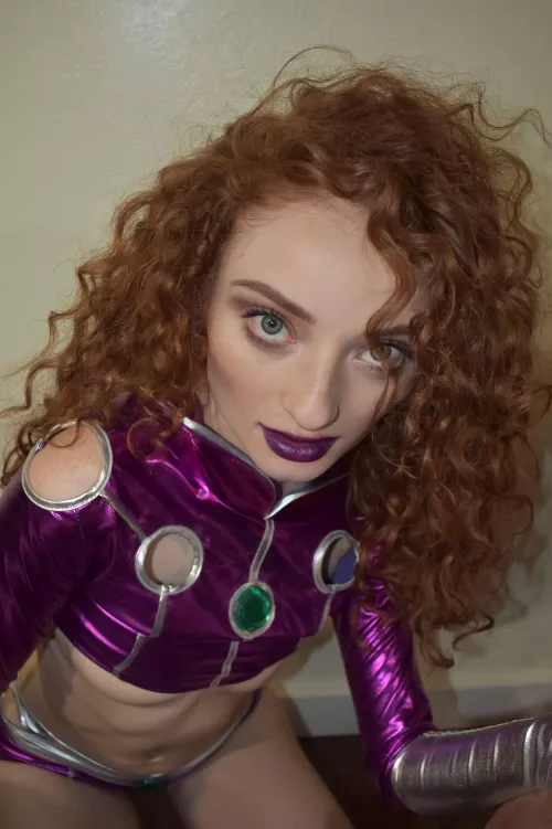 Starfire (BurningBeauty) [Titans] by bbdoescosplay