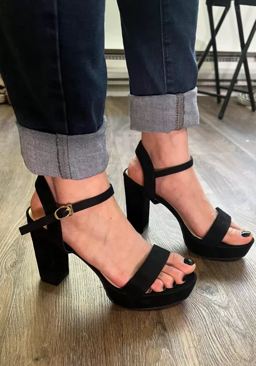 These are so comfortable to wear all day by usemyfeet1317