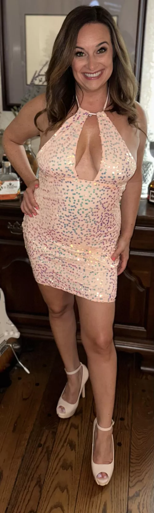 Thirsty Thursday Amateur Milf 45F by sophienextdoor