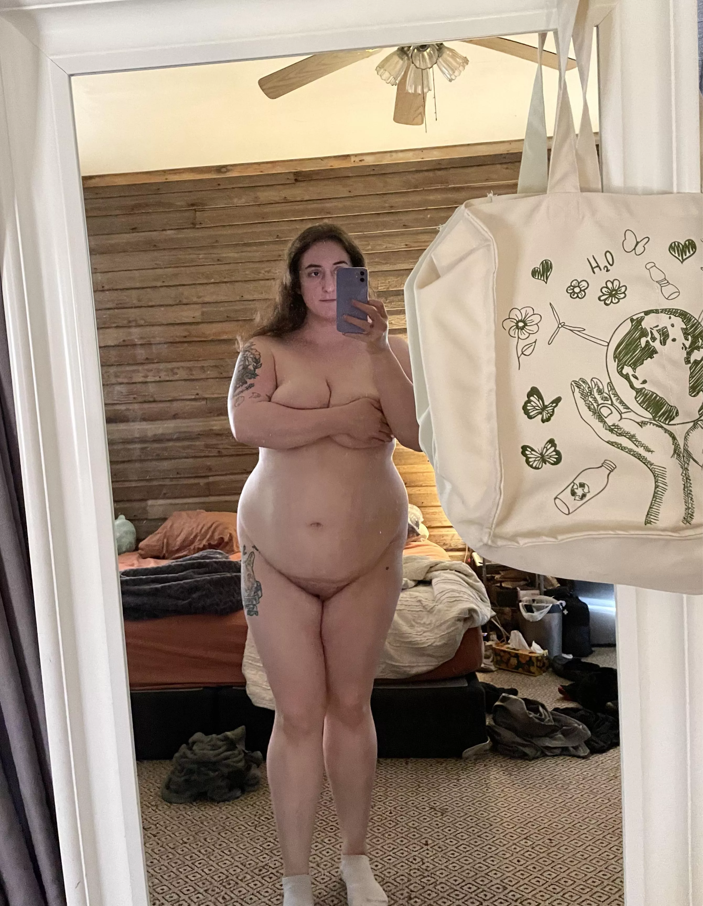 trying to gain my confidence back. happy hump day ❤️ posted by softprettybaby