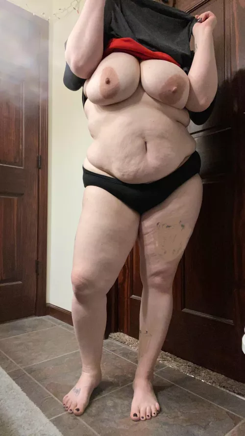 Where would you start on my 5’2 mom bod??  by shooting_star2021