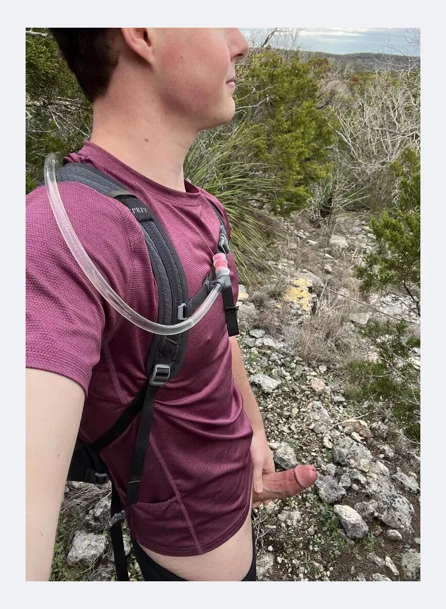 24 Texas, having fun in my hike. Pms open posted by Hopeful_Nectarine886