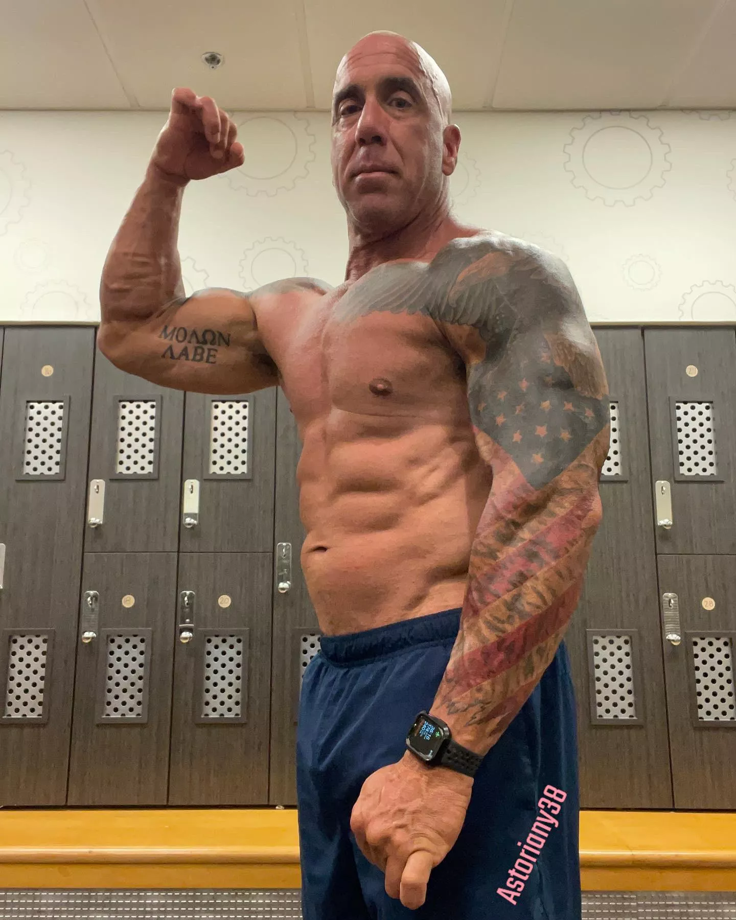 (52) dad here posted by astoriany38