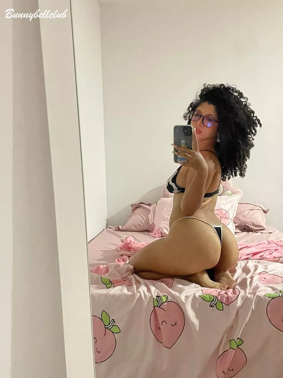 A cute selfie for u posted by bunnybellclub