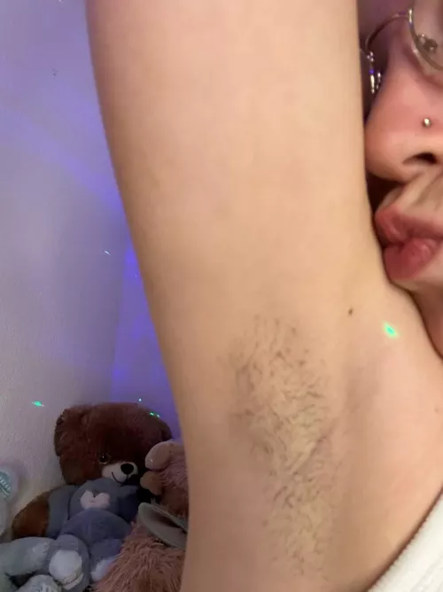 Are older men interested in petite 18yo girls armpits like mine? by basham95