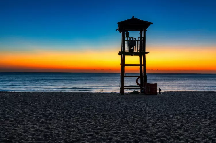 Beach at Rizhao City, Shandong by kmc516128