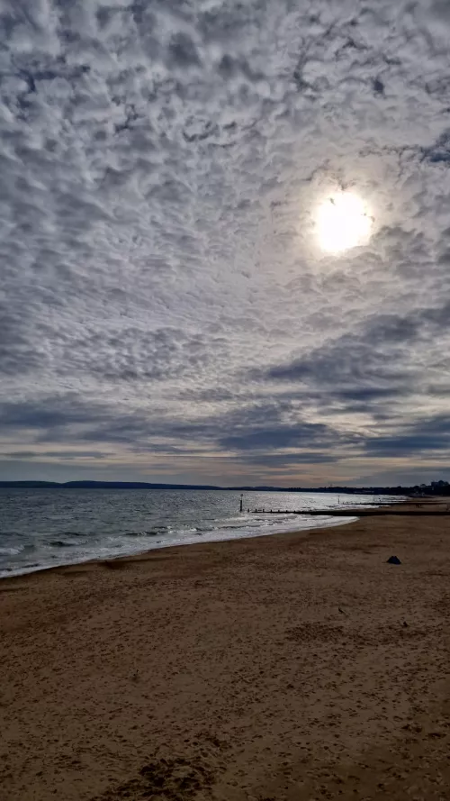 Boscombe beach near Bournemouth. Cold but pretty! by wrenmolko