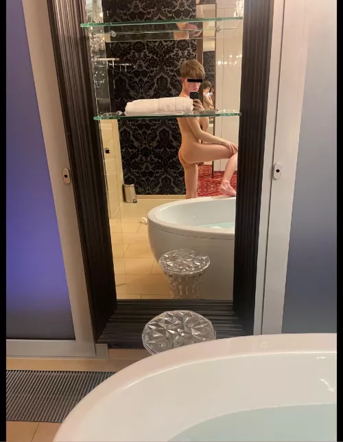 Do you wanna date me? by No-Tax-7352