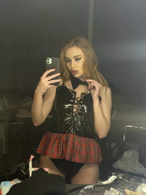 I just have one question, what pose do you want to take me? by sophiarivers