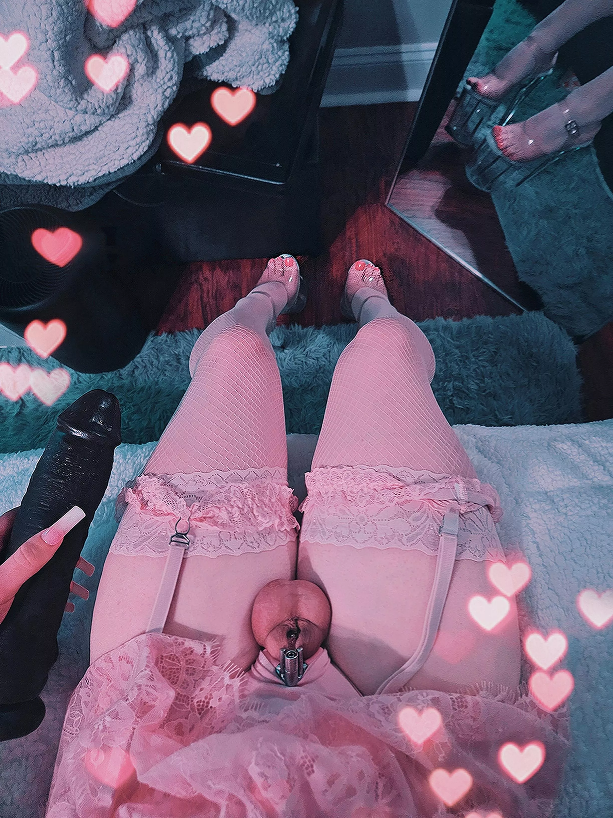 Pink and pale 💖🤭 posted by twinkywinky0_0