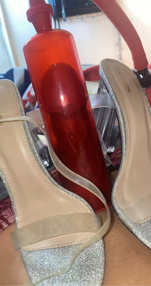 Pumping tonight  by PleasersloverMF