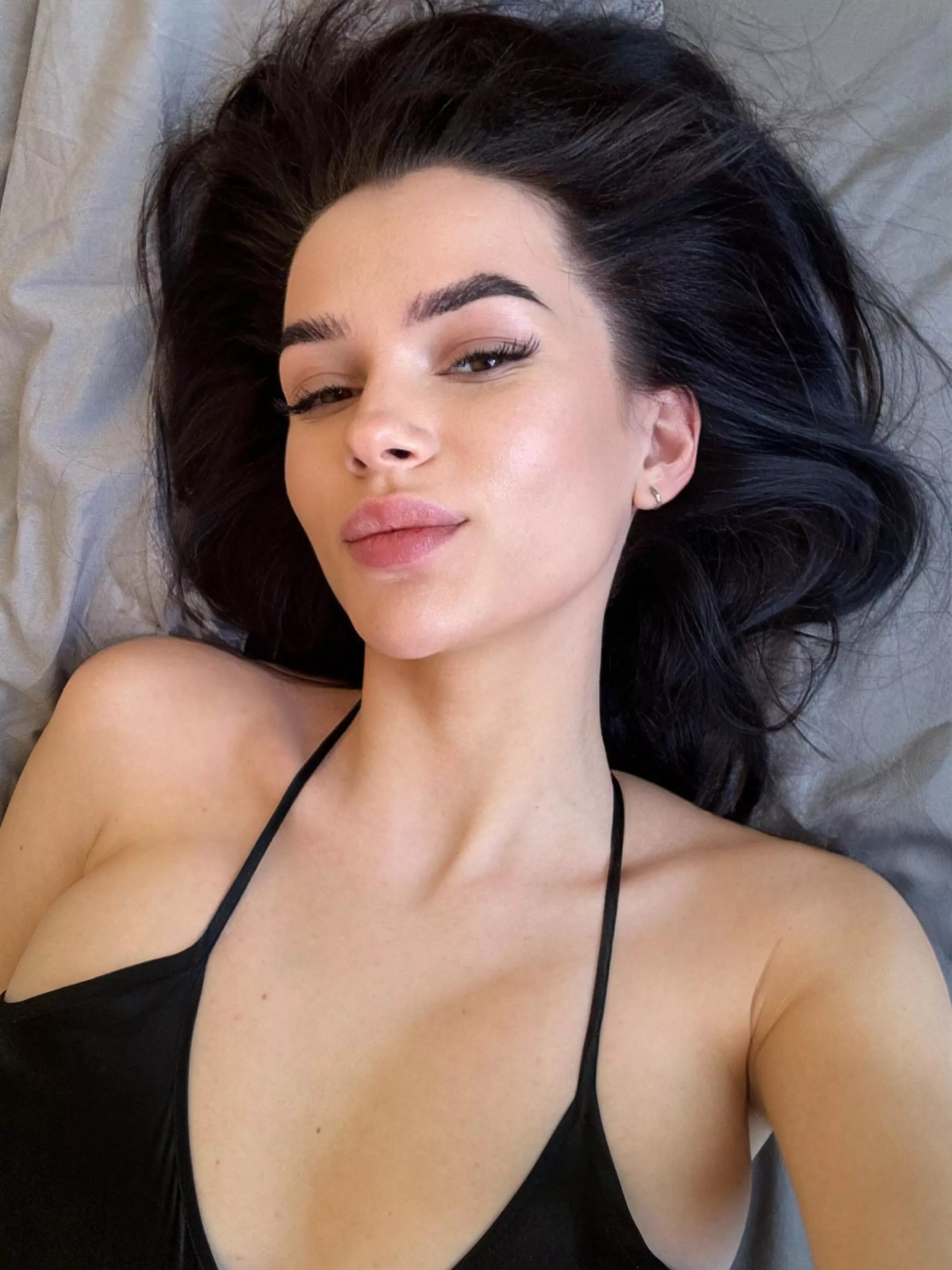 Put your hard cock inside , but your cum all over my body posted by ruthytwo67