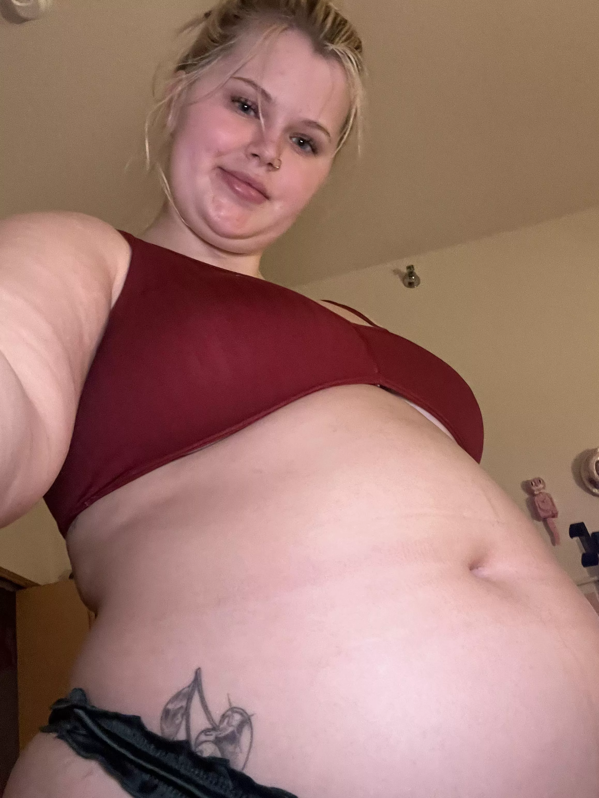 Seafood boil bloated belly  posted by wispy_girlwa