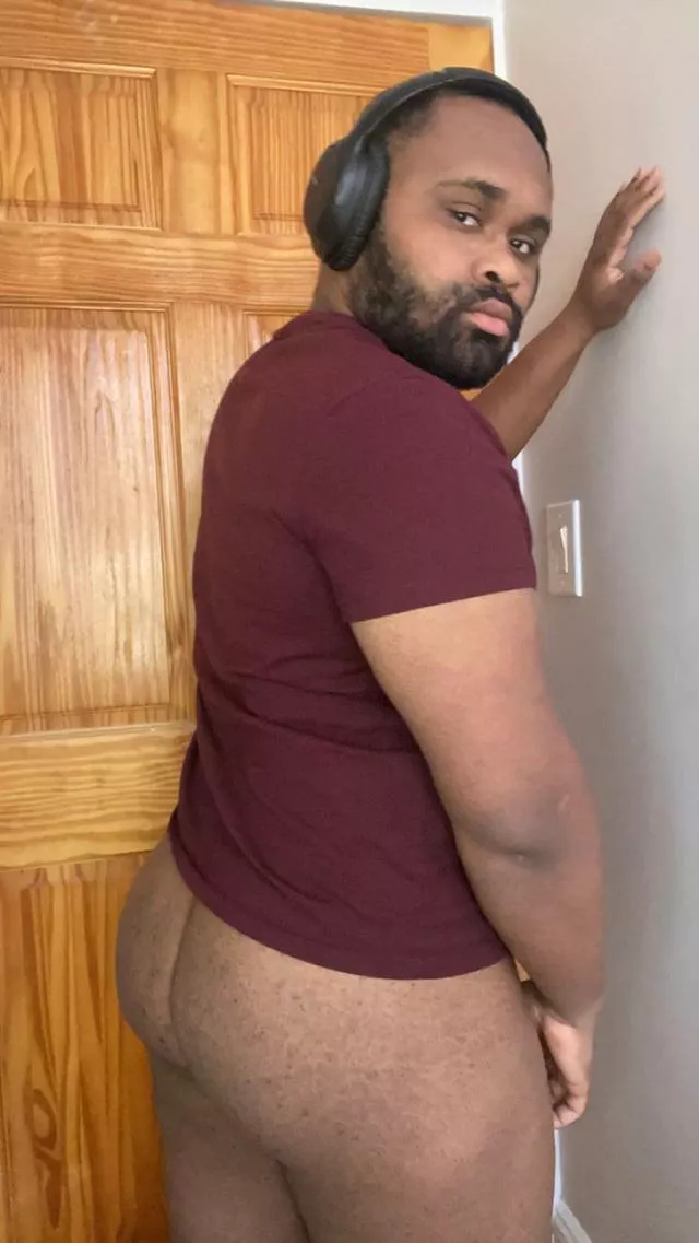 The back view posted by MrOctober95