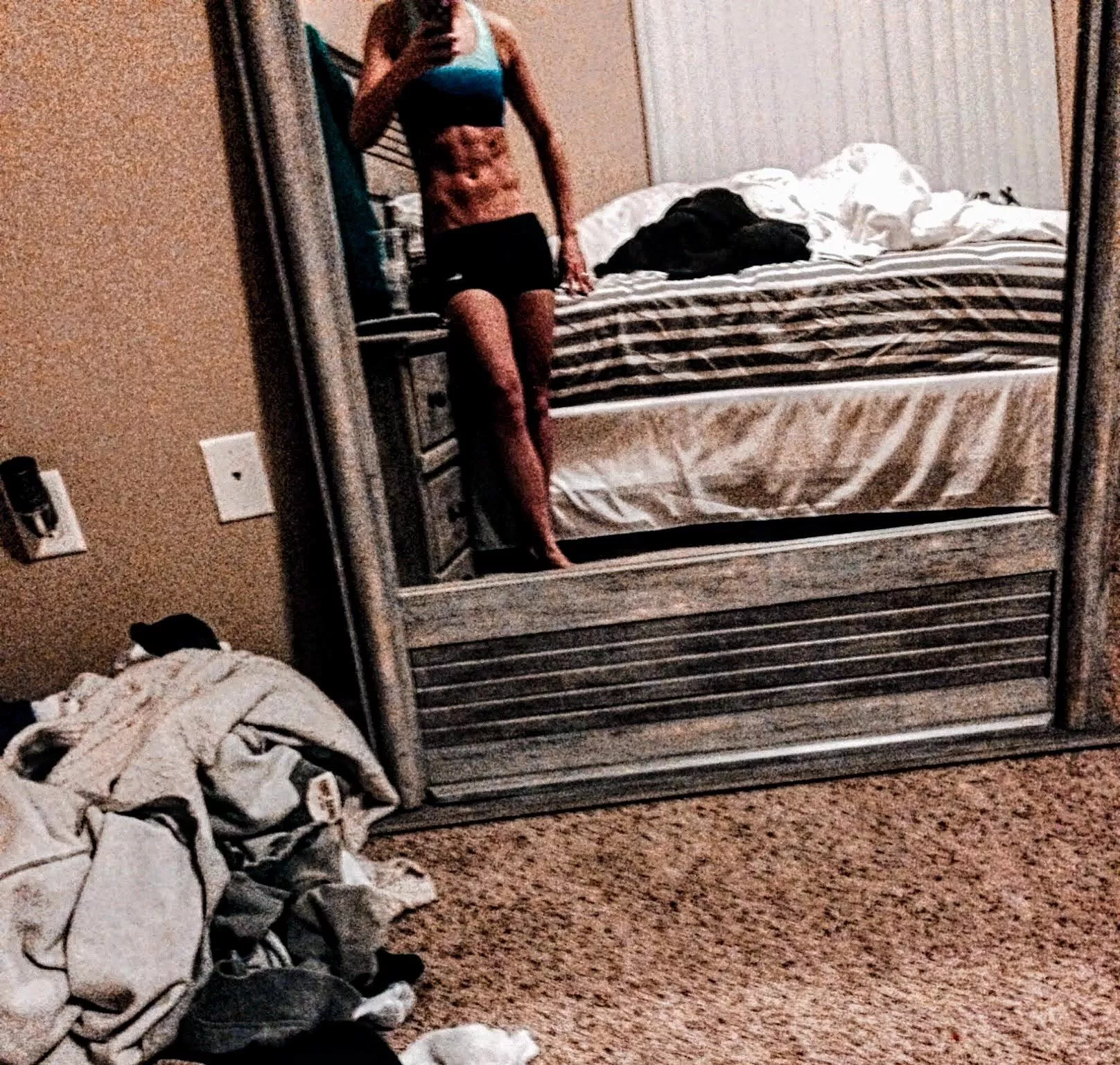 Washboard abs for all the DIRTY laundry (f) posted by Sexlife7