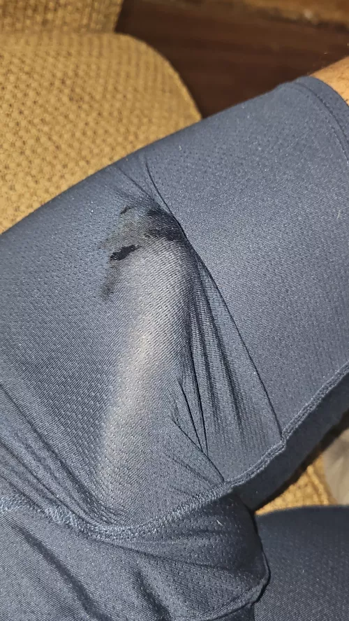 Woke up leakin by Naiyrrot