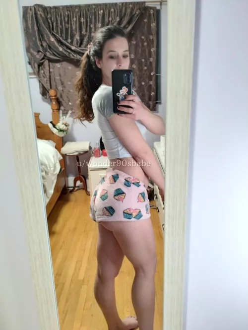 @wonder90sbabe follow me if you like Cupcakes  by Wonder90sbabe