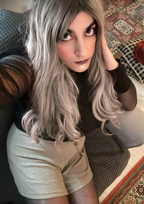 Yes, I m a bad shaver :/ by jasminemorwen