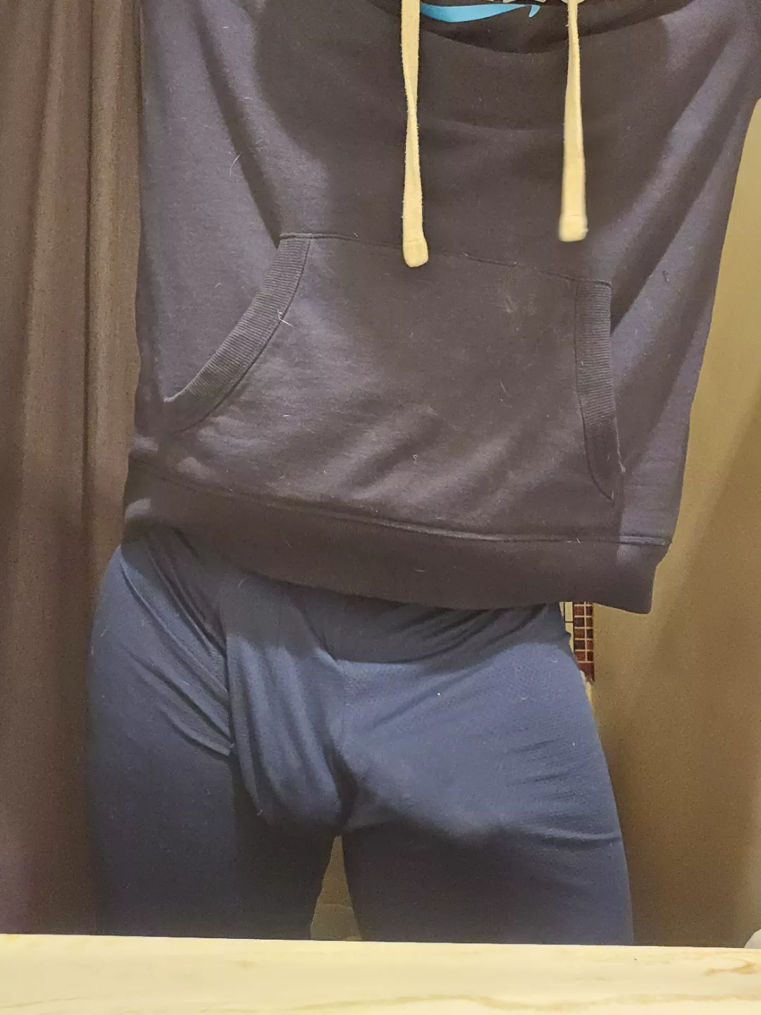 All these bulges got me 🍆 posted by Naiyrrot