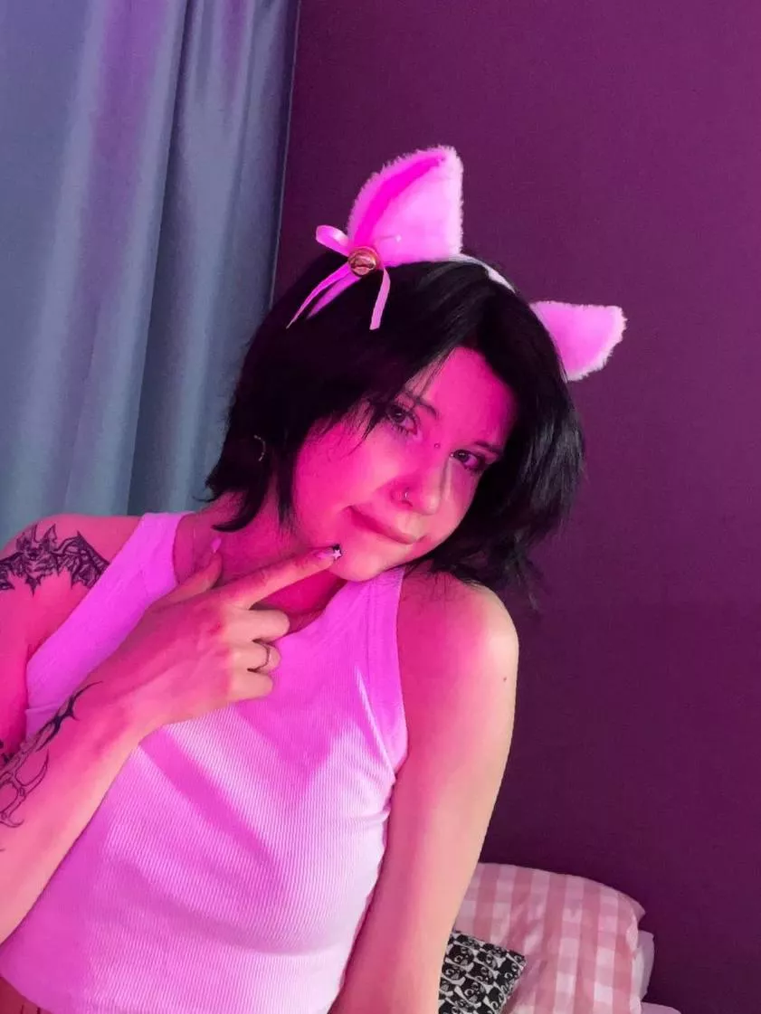 Am i a good kitty? posted by Truecrochet184