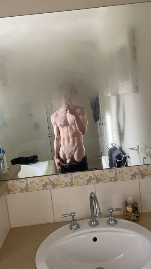 anyone like these kinda pics?  by IllustratorJolly4473