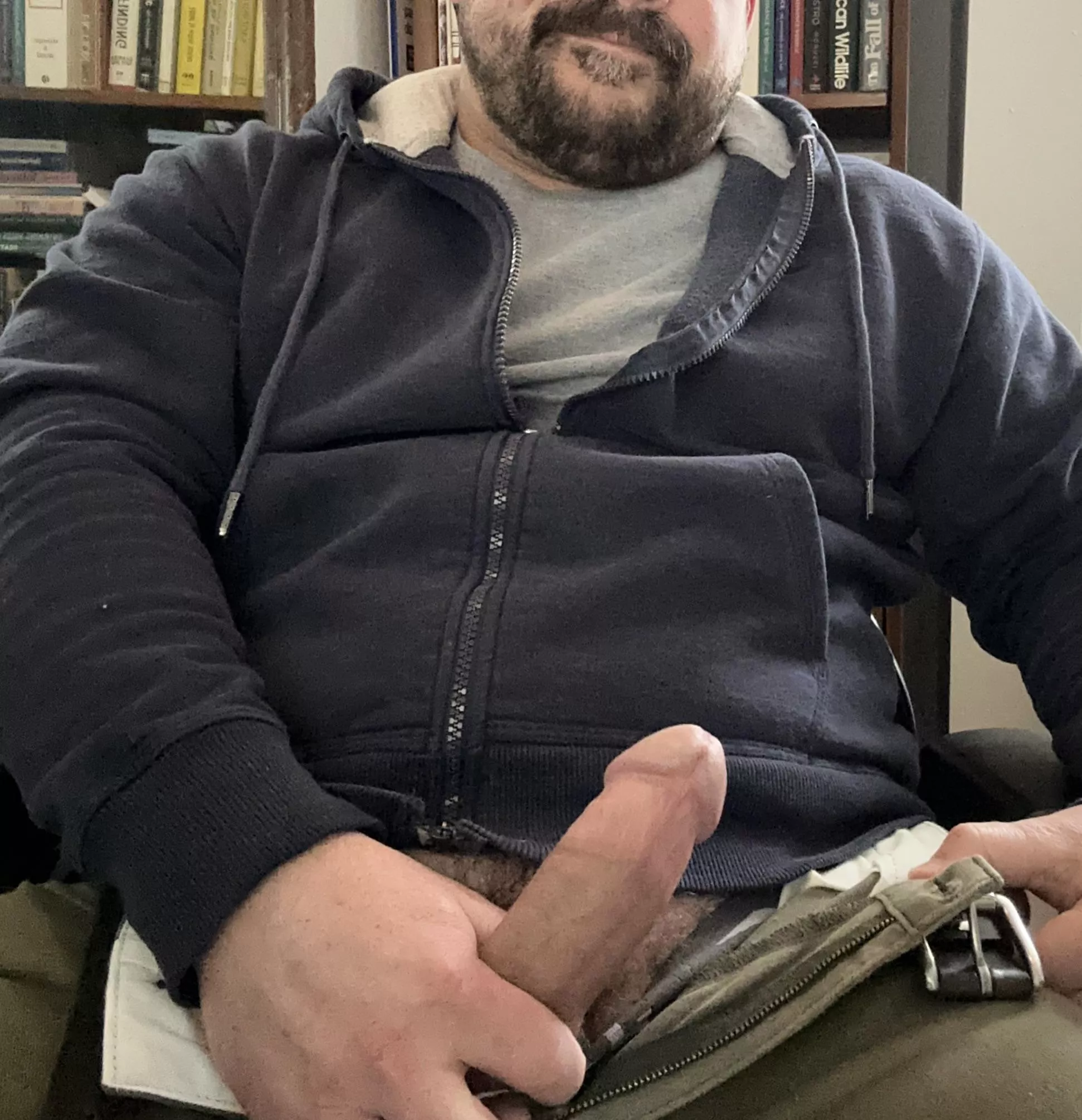 Beard, boner and a smirk posted by dawgnextdoor