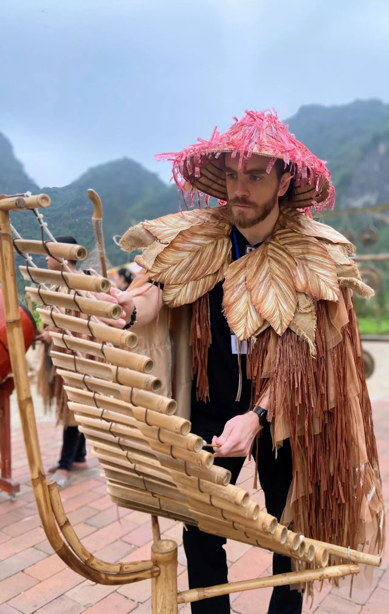 creating a symphony 😁😁 posted by HairyStranger1