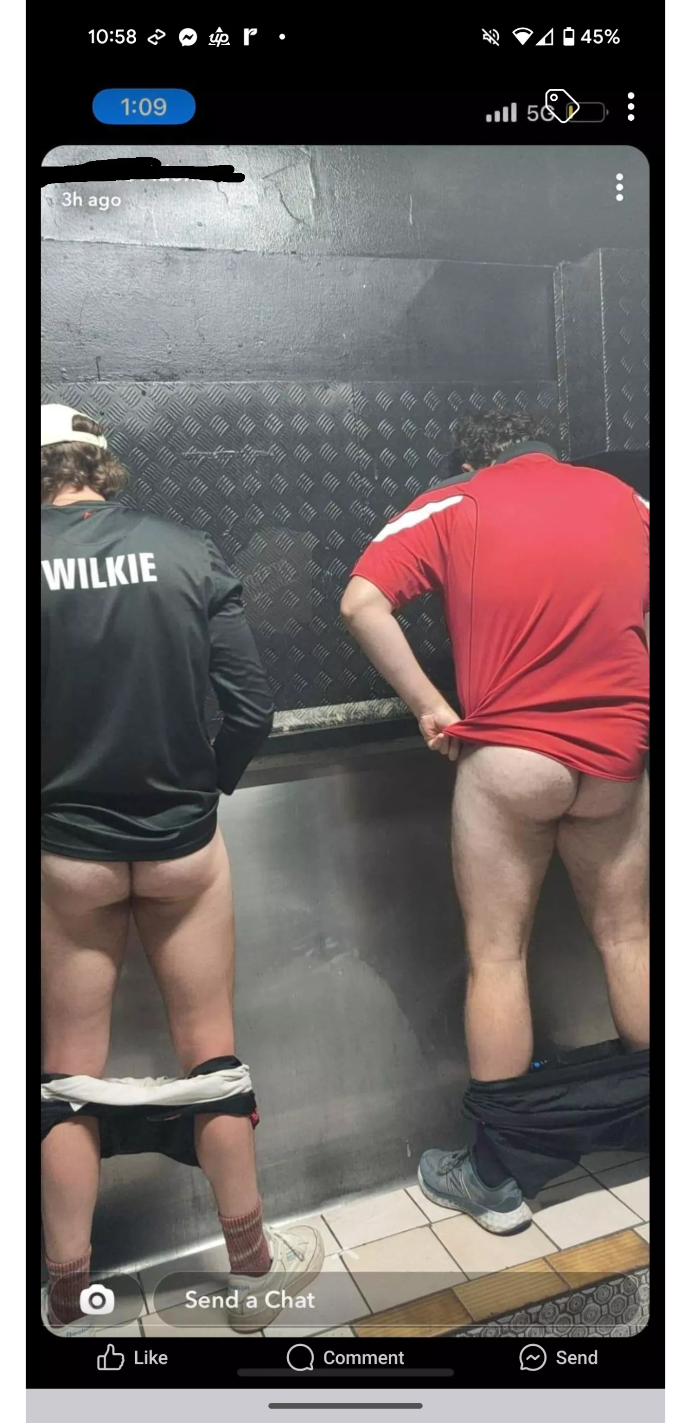 Fellas pissing together posted by Leather_Egg_6371